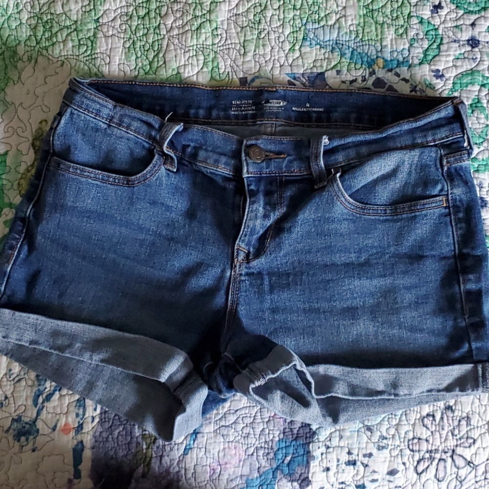 Old Navy denim short sz. 4